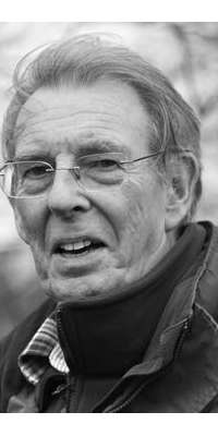 Patric Standford, English composer., dies at age 75